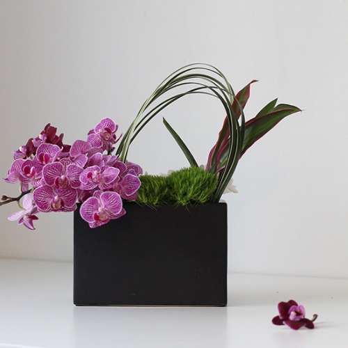 Flower Vase BLACK